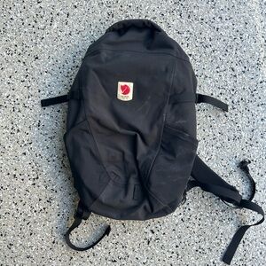 Fjallraven Ulvo 30L Daypack roll top backpack